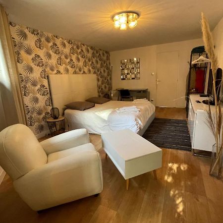 Ty Logis Bed & Breakfast Montrabe Екстериор снимка